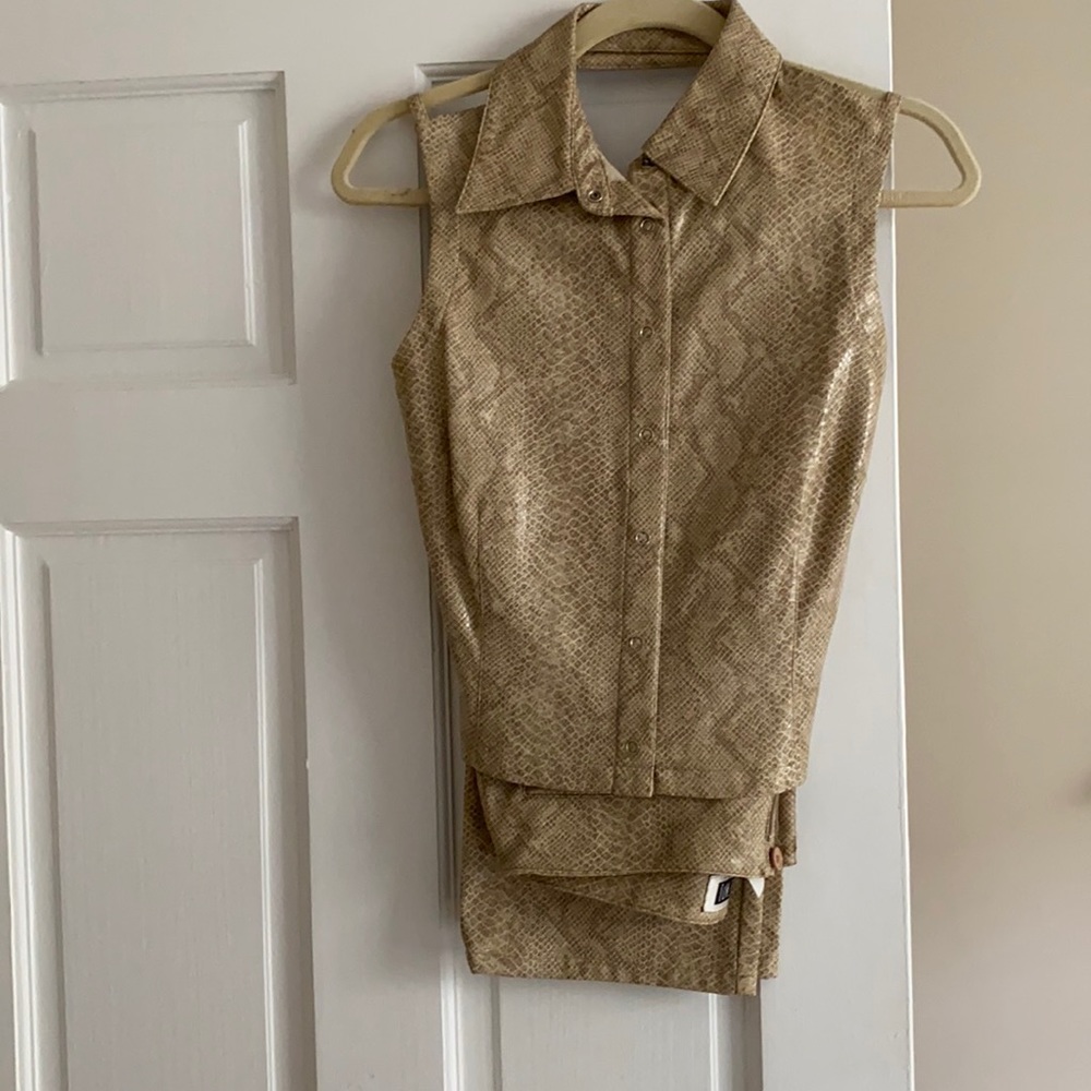 Tempo Paris-matching faux snake skin set